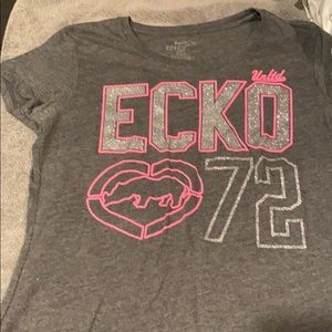 Ecko woman’s shirt medium
